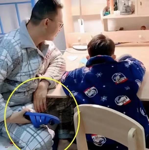 哭治心理孩子說小孩的話_孩子說哭就哭是不是神經(jīng)問題_小孩子一說就哭的心理怎么治